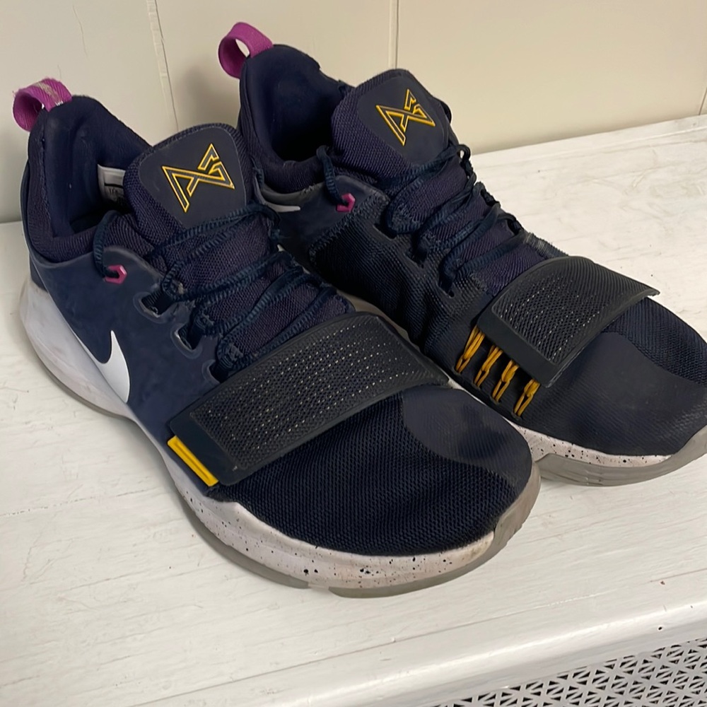 Nike PG 1 Basketball Shoes